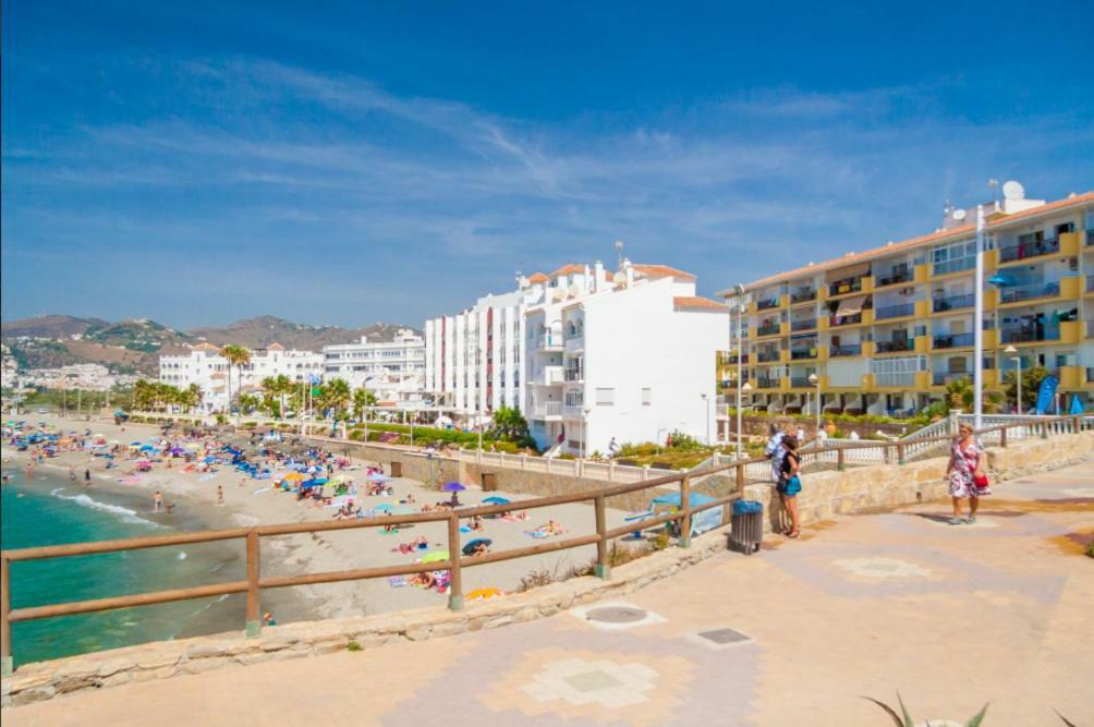Casa Playa Torrecilla Villa Nerja Exterior foto